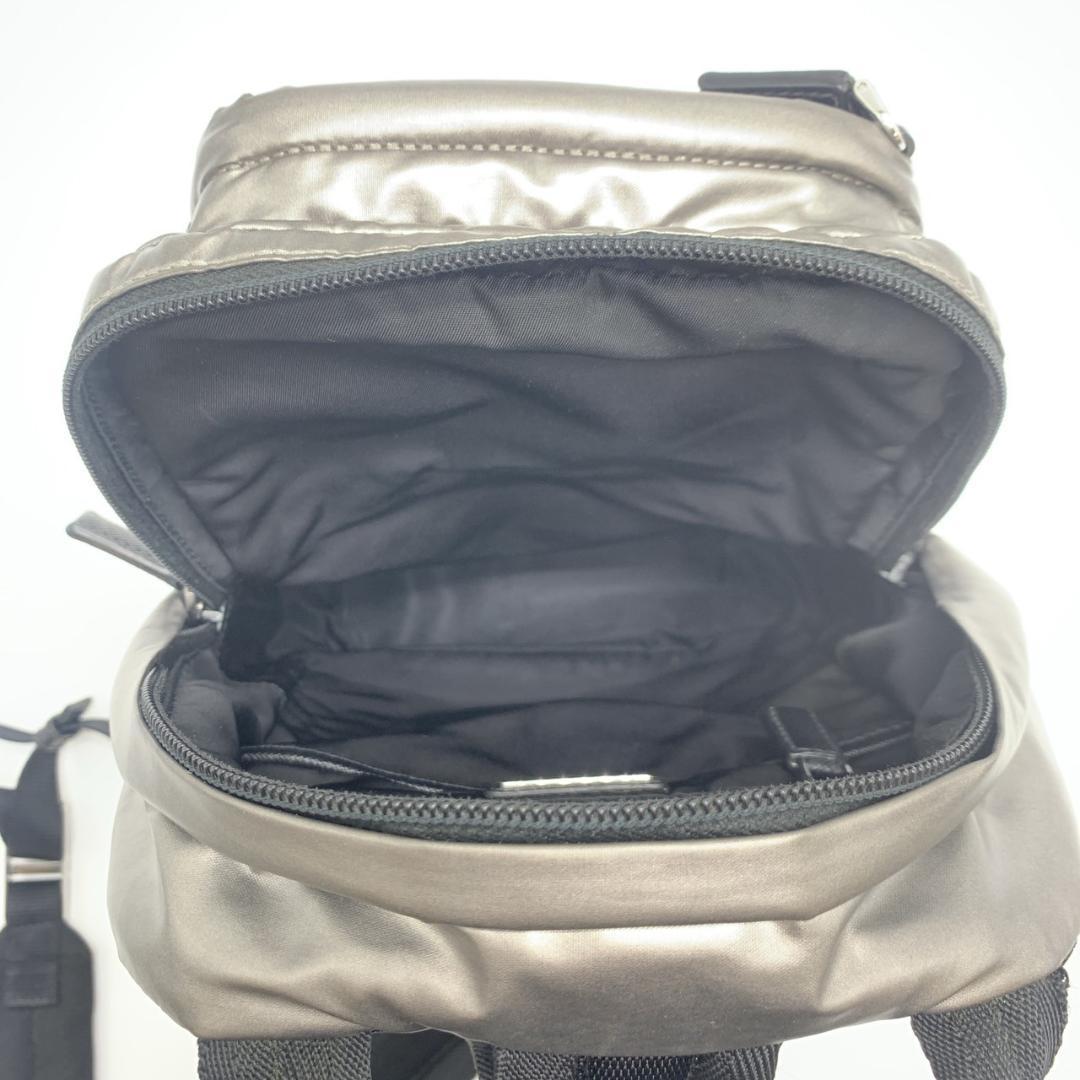 プラダ PVC ナイロン ボディバッグ ワンショルダー 1BZ026 シルバー