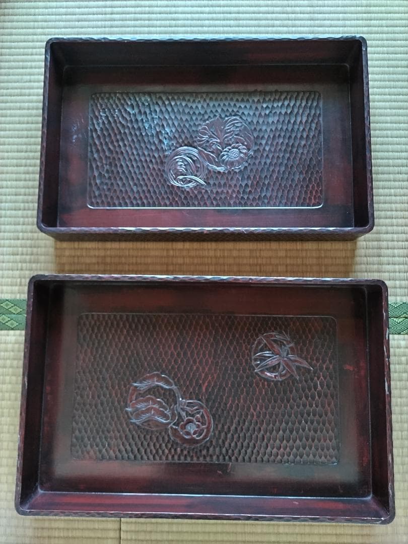 鎌倉彫　衣装箱