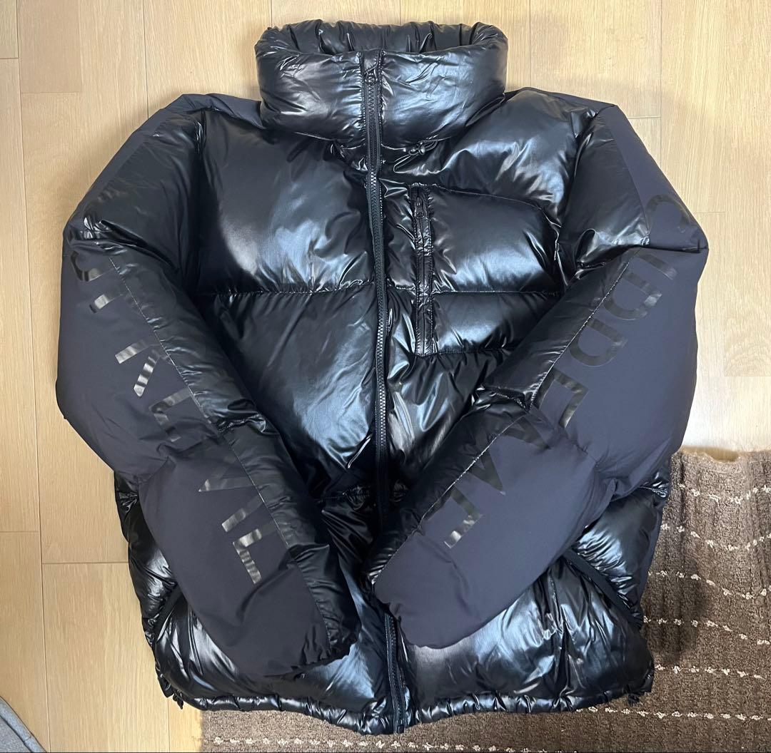 けいSupreme 21AW Featherweight Down