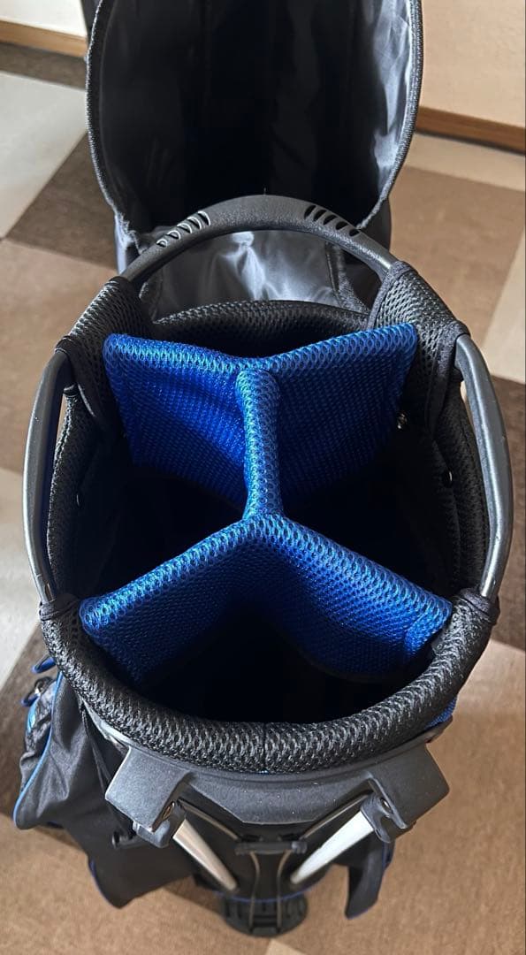 TaylorMade スタンド式キャディバッグ ブラック/ブルー