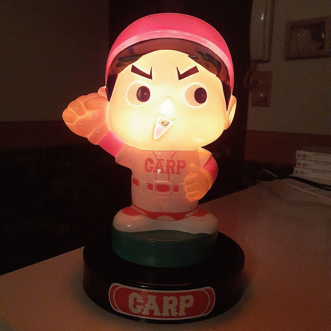 カープ　卓上型ライト