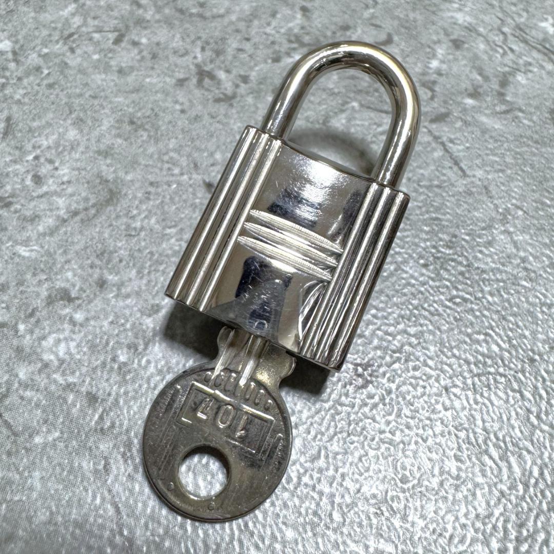 送料無料 美品 エルメス カデナ パドロック 南京錠 鍵 キー 107
