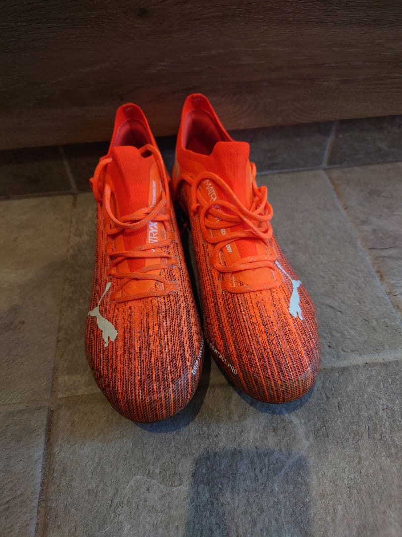 プーマ　ウルトラ　1.1 FG/AG 26.5cm