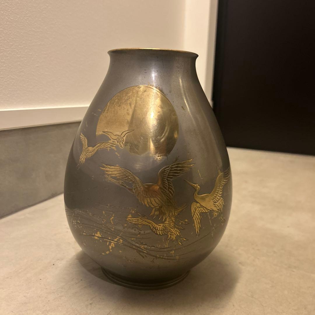 金属製花瓶　秀峰