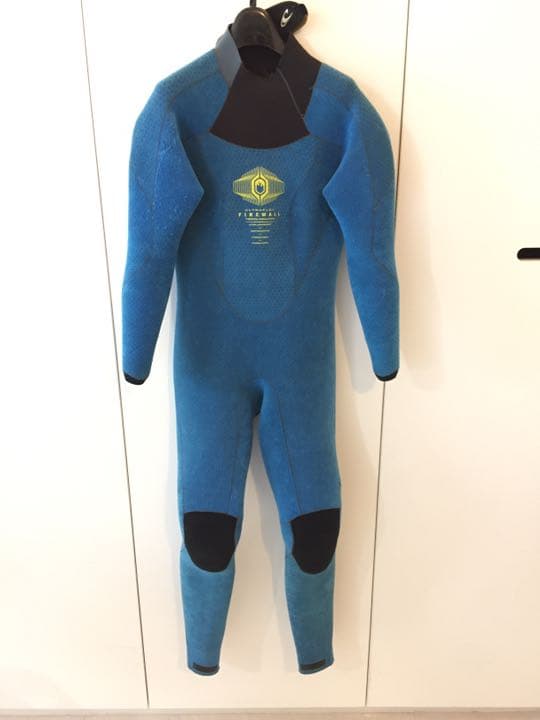 最終価格　O’NEILL セミドライスーツ極寒用 レディース　カスタム