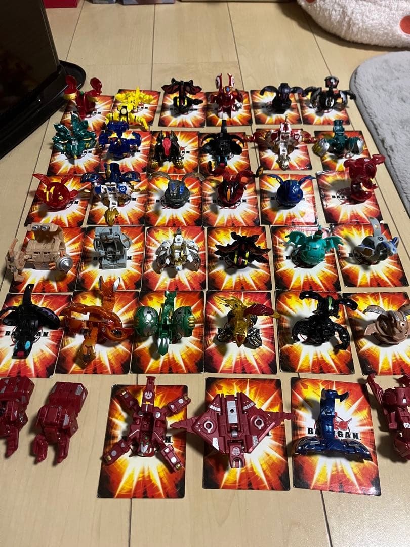 爆丸 まとめ売りセット ケース、カード、付き　最終値下げ額