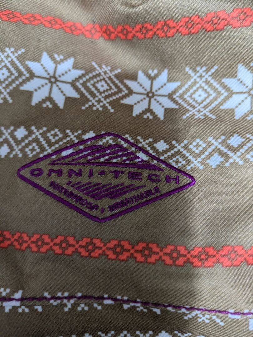 美品　レディース　スキーウェア　上下セット　コロンビア　М(日本のL)　ベージュ