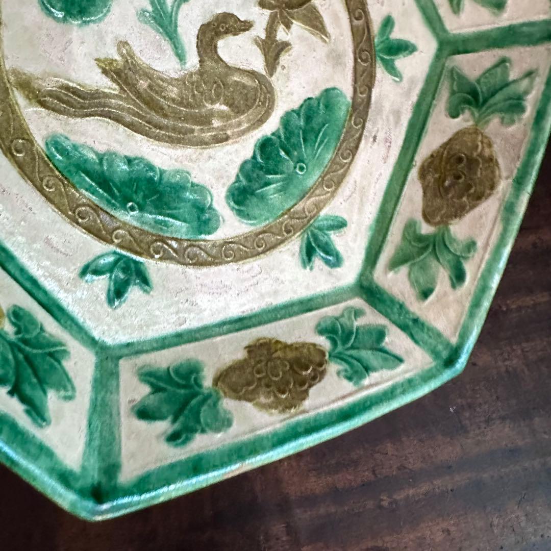 希少 遼代 三彩八角盤 清朝期 粉彩花の図 輪花台皿 中国古玩 中国美術 骨董品