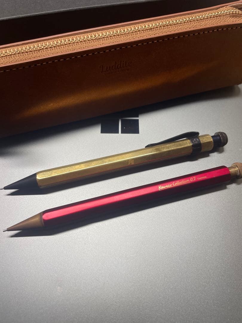 文房具まとめ売りおまけつき！(カヴェコスペシャルレッド　ラダイトトライテラル)