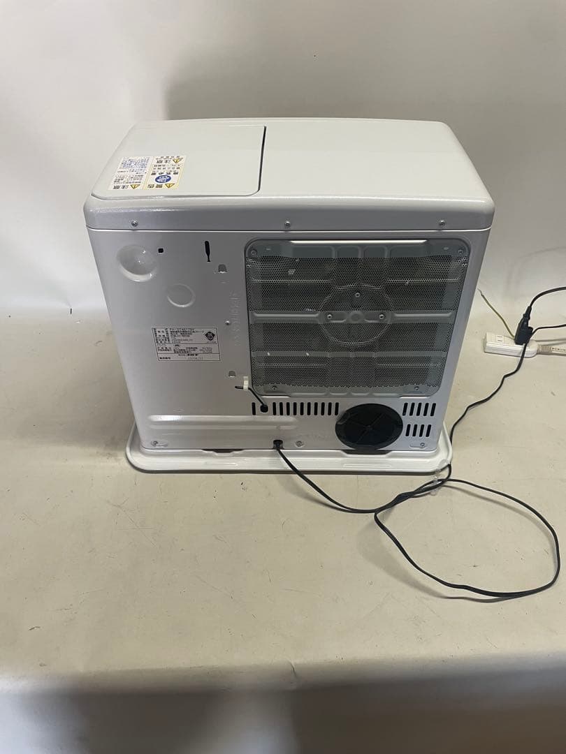 コロナの石油ファンヒーターFH-ST4617BY 強制通気形開放式石油ストーブ