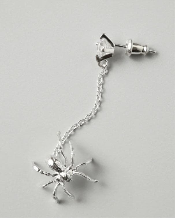 e.m.シルバージルコニア クモピアス*イーエム片耳用