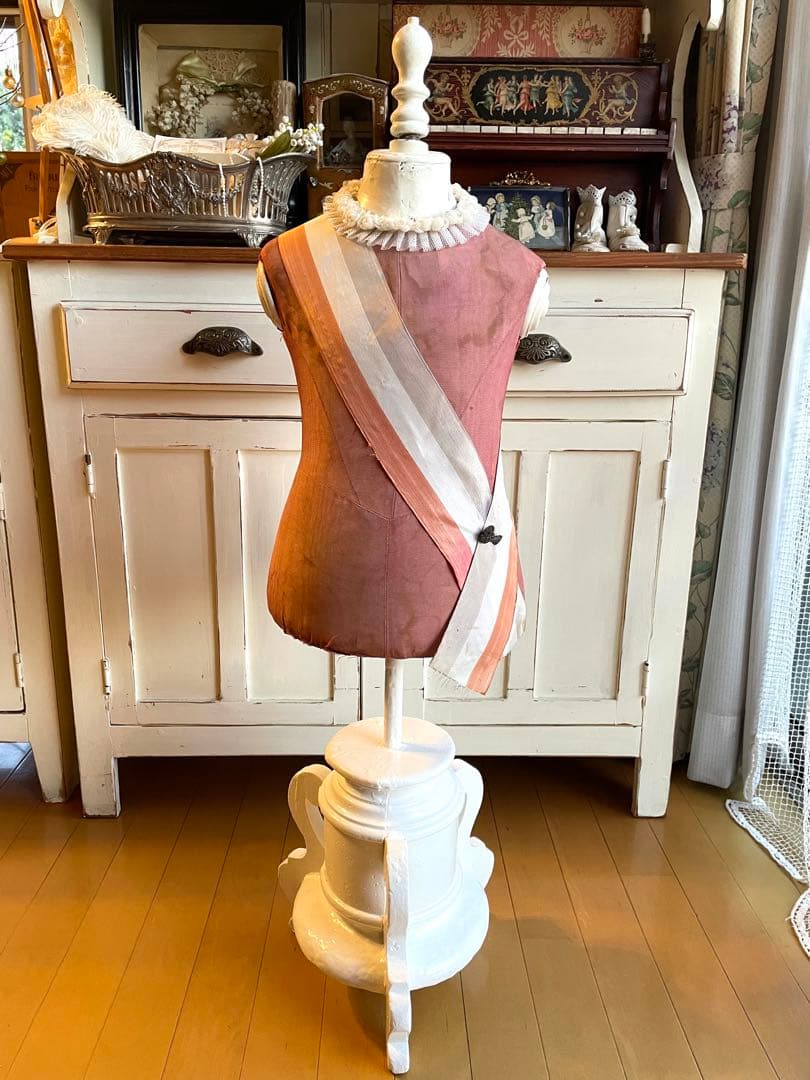 超レア　フランスアンティーク　チャイルドトルソー　ブローチ＆布花付き　たのメル便