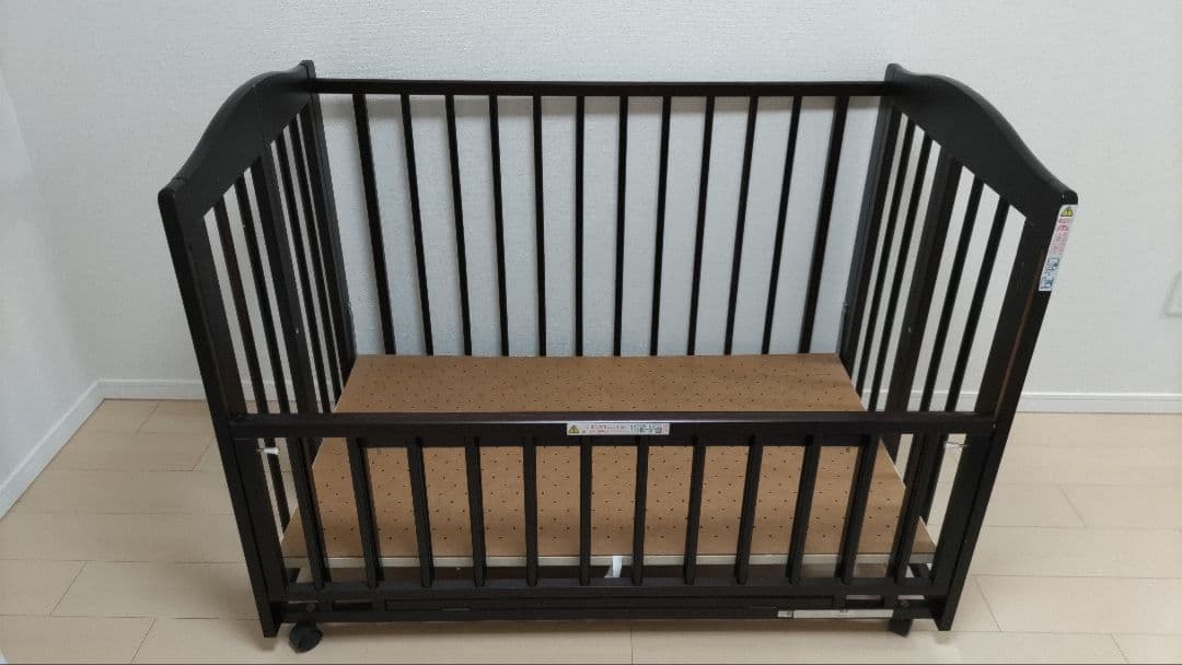 【Hideki Masuda】石崎家具 ベビーベッド 折りたたみ ブラウン