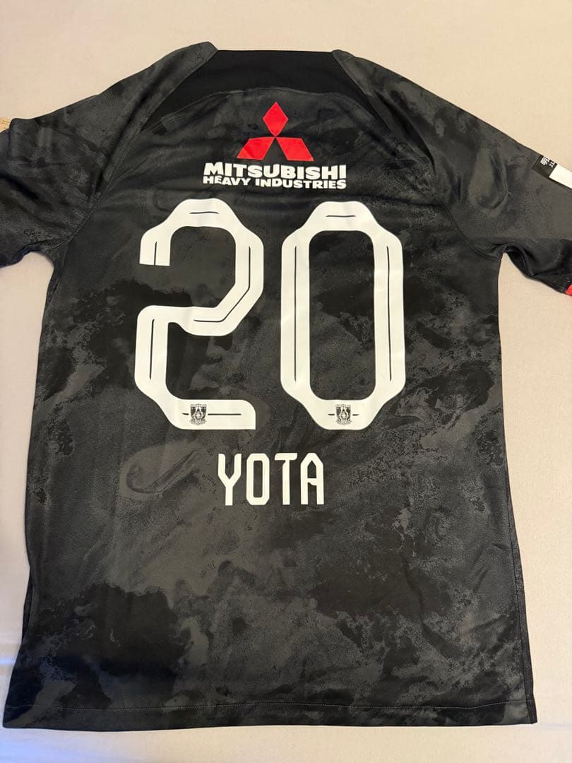 浦和レッズ3rdユニフォーム佐藤瑶大