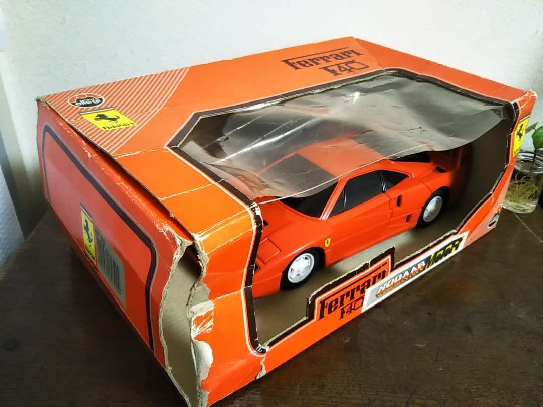 フェラーリ　F40　ラジコン　フィアット　アルファロメオ　アバルト　ランチア