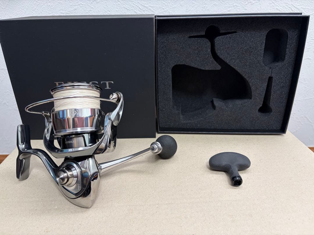 ダイワ 22イグジスト LT4000-XH パワーライトノブM付き