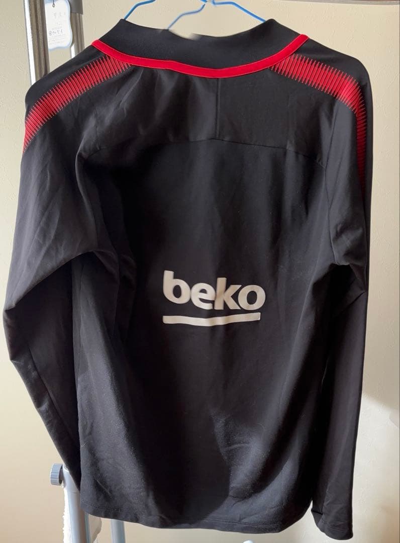 FCバルセロナ　ナイキハーフトレーニングジャケット メンズSサイズ