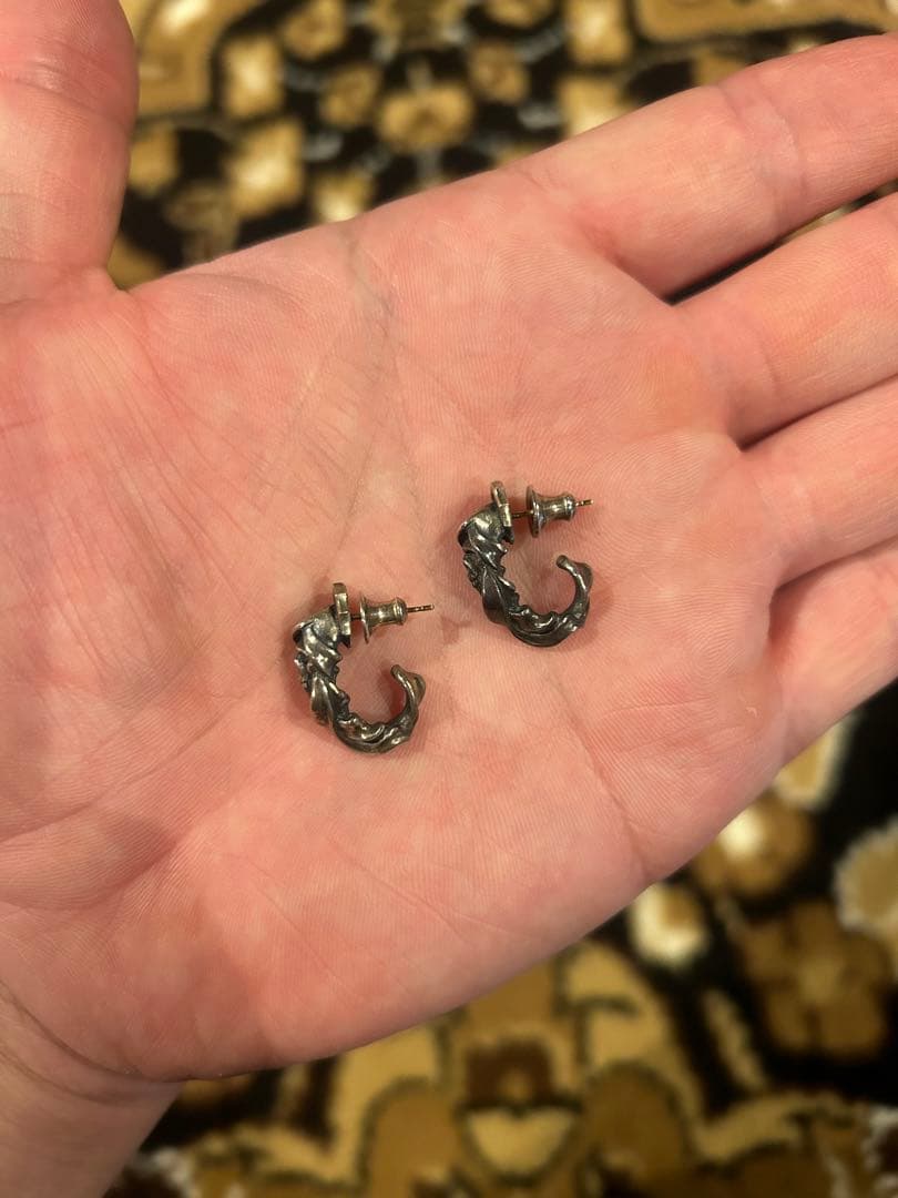 ラットレース　ヴィーナススカルピアス