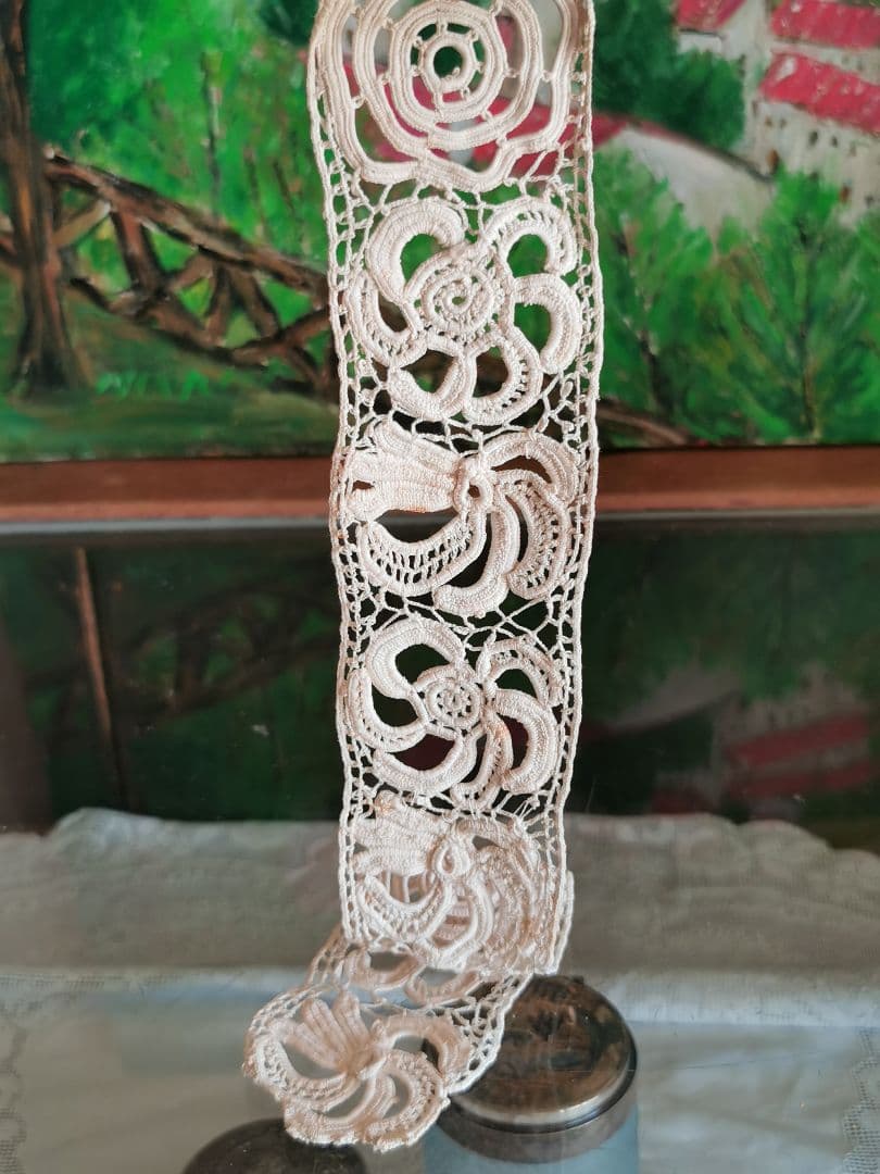 アンティーク アイリッシュクロシェレース 草原の花 多層手編みランナー 付け襟