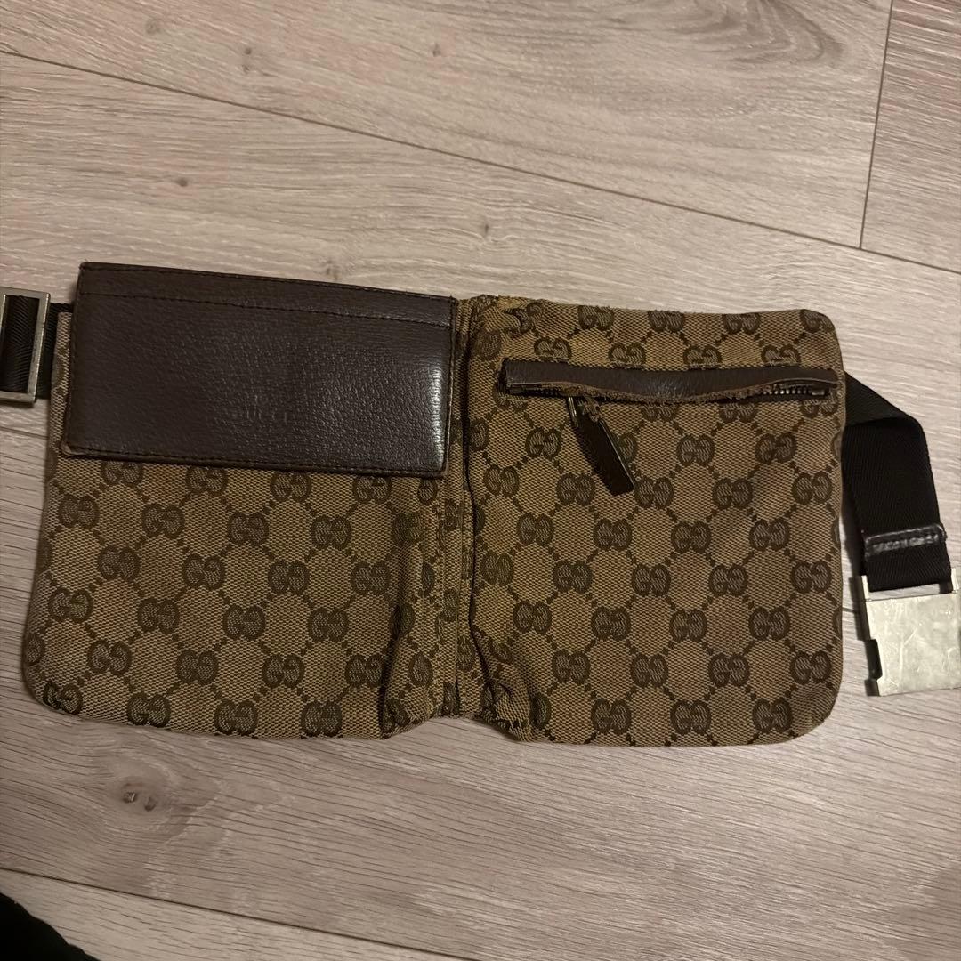 GUCCI GGパターン ボディバッグ ブラウン