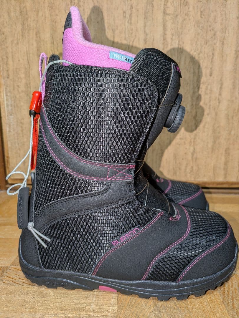BURTON スノーボードブーツ PEACH BOA 女性用 ブラック/ピンク