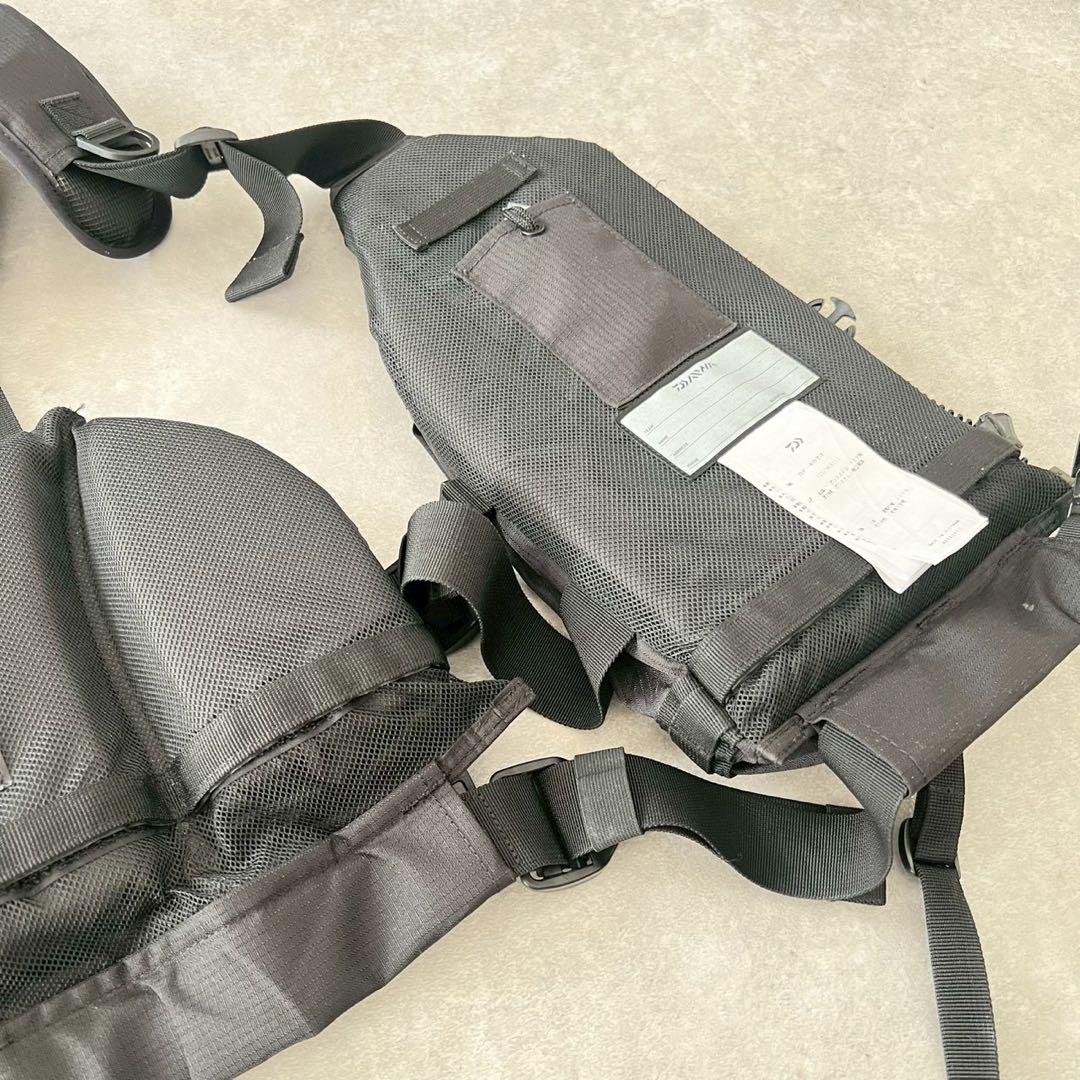 【ロックショアベスト】DAIWA DF-4023 FREE