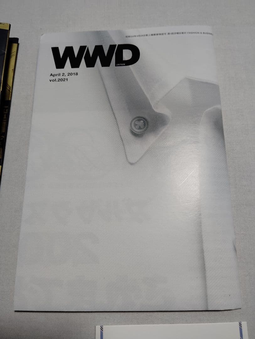 希少　ブルックスブラザーズ　200周年記念ポケットチーフ　ブロックフリース　紺金