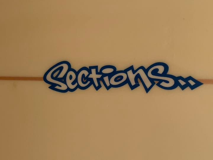 値下げ！サーフボード　Sections USA-63 9.2 ケース、フィン付