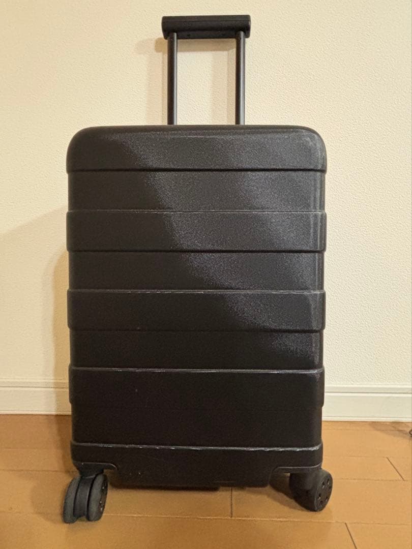 無印良品　バーを自由に調節できる　ハードキャリーケース 36L黒