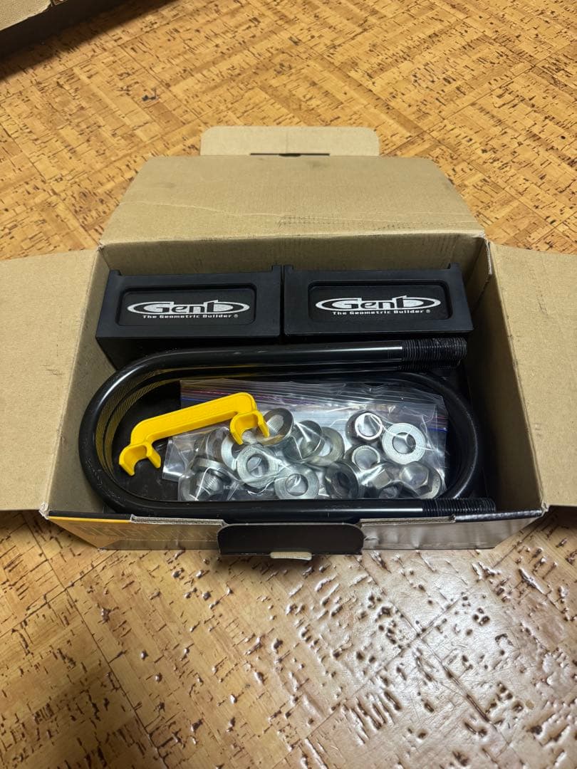 ハイエース玄武2インチダウンブロックおまけ付き