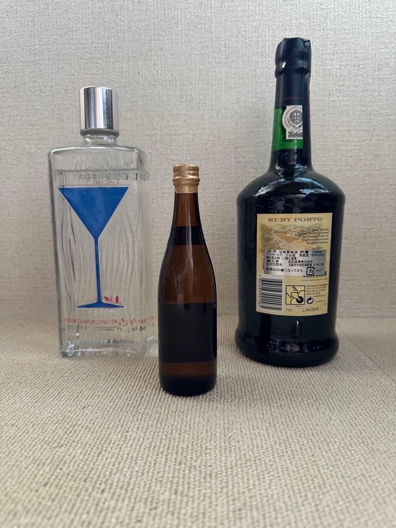 天座 小瓶・FINLANDIA・SANDEMAN