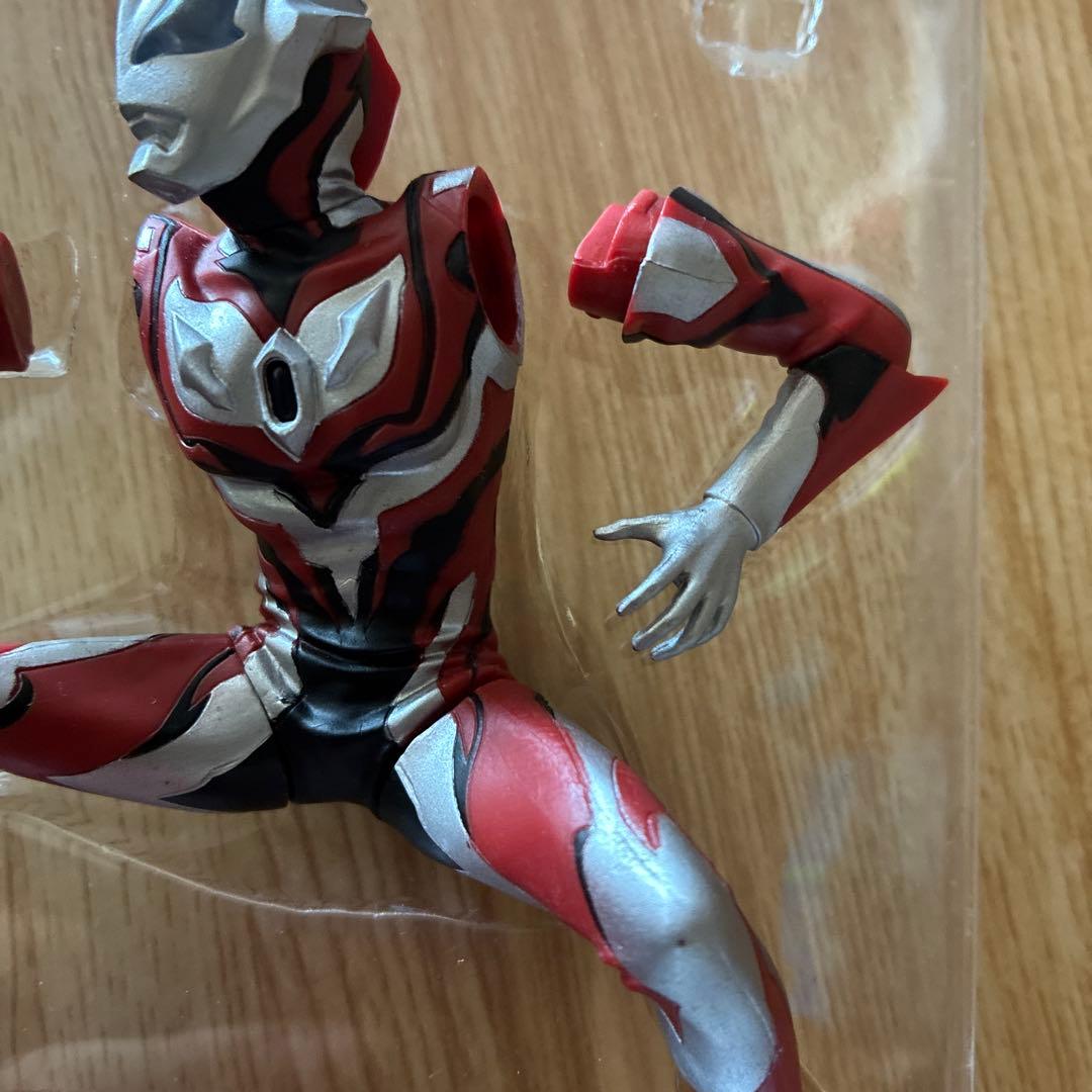 ウルトラマンルミナス　プレミアム　6体