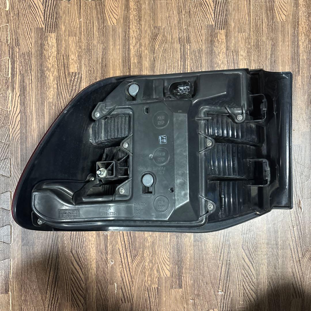 【やまお】ポルシェ カイエン 957 テールランプ