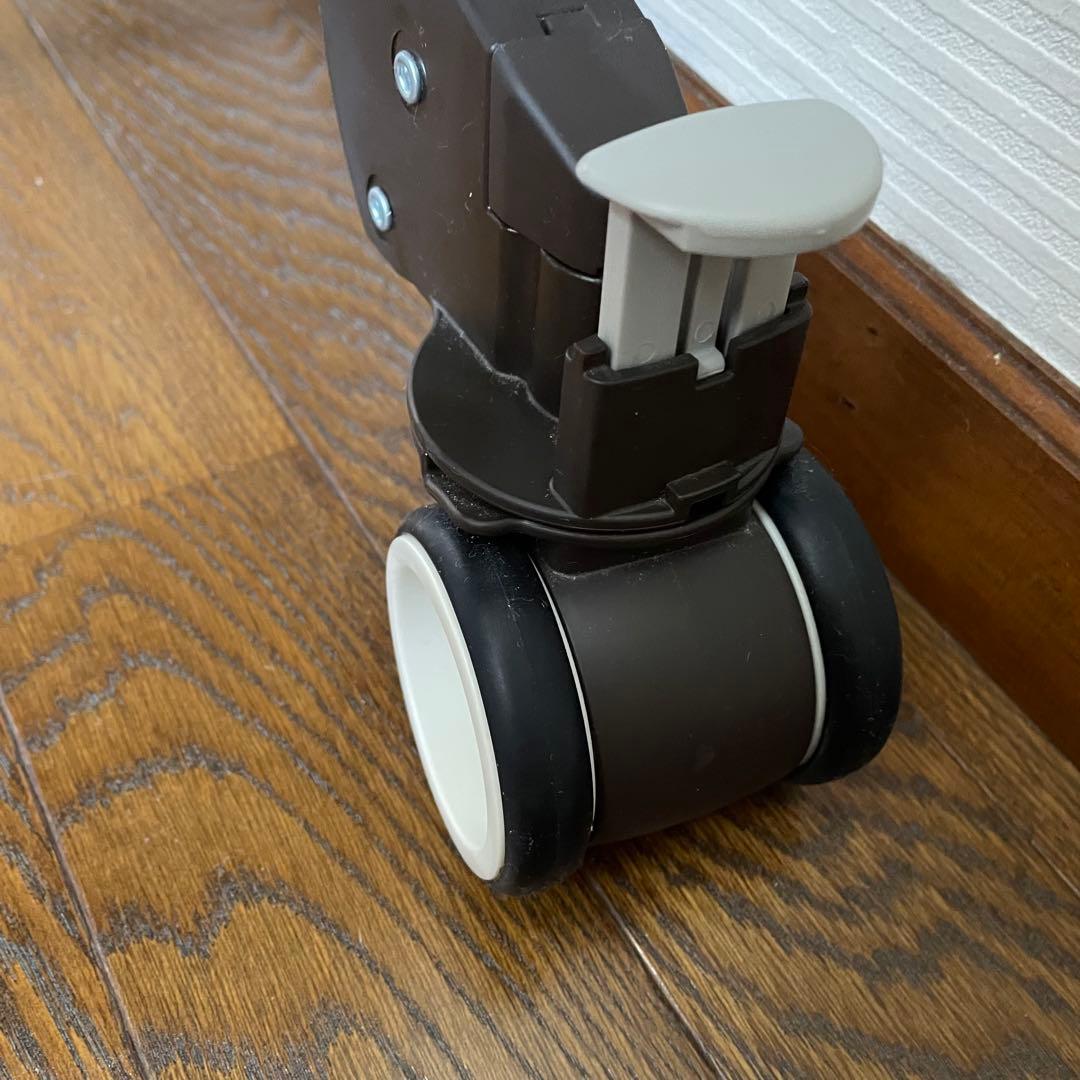 美品　Aprica ユラリズム オート DX