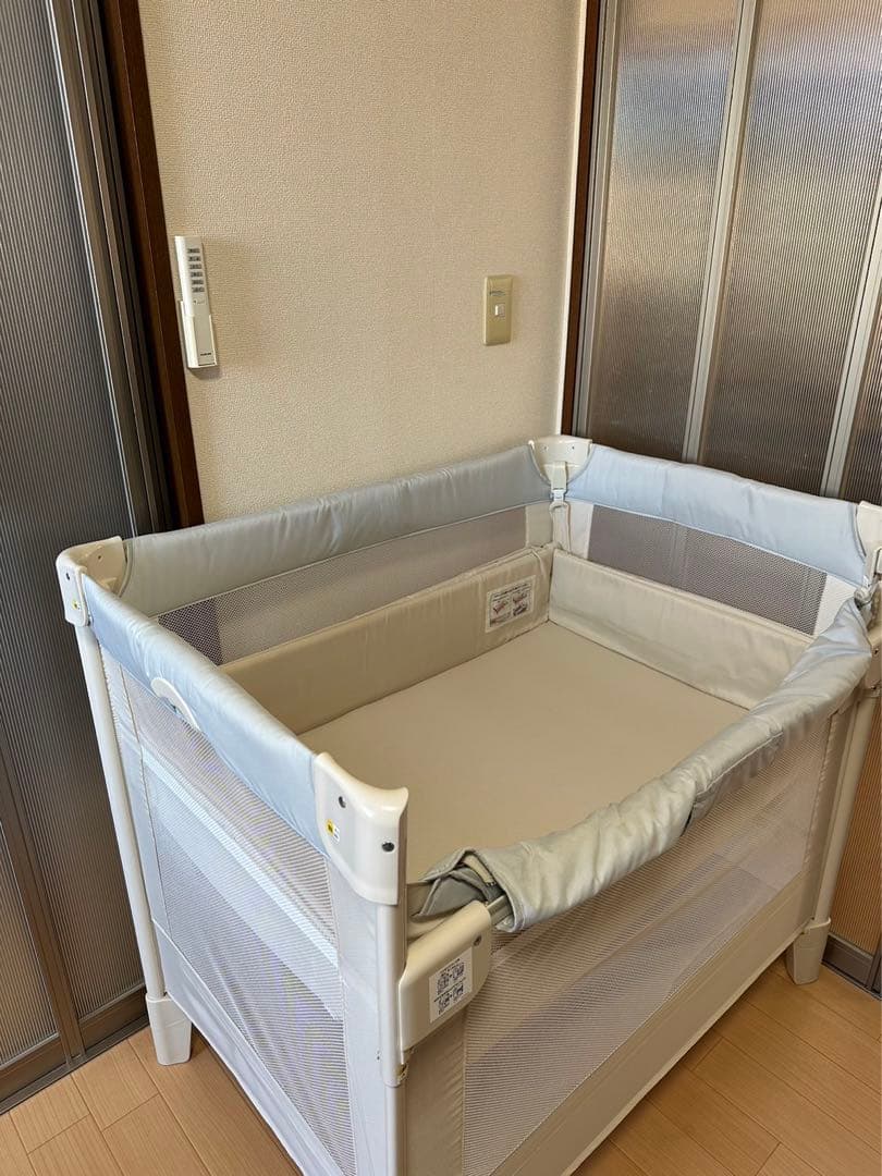 アップリカ ベビーベッド ココネルエアーAB ホワイトグレーWH