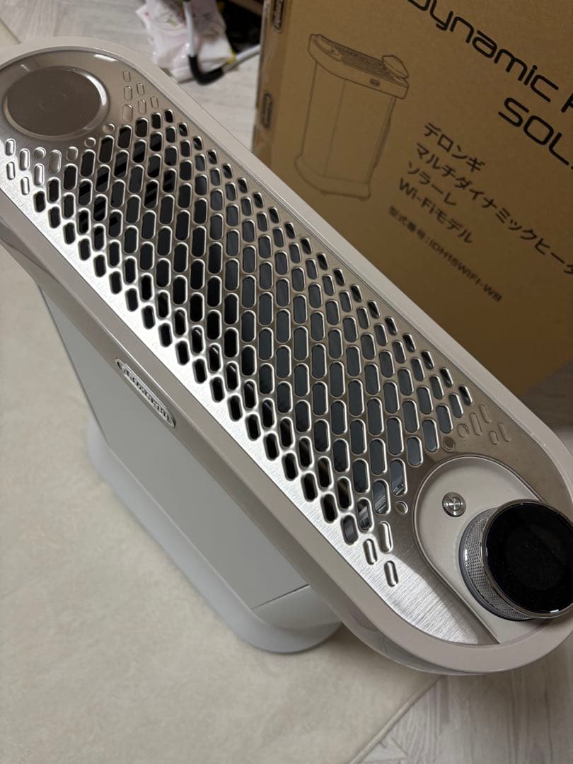 De'Longhi デロンギ　ゼロ風暖房 電気ヒーター