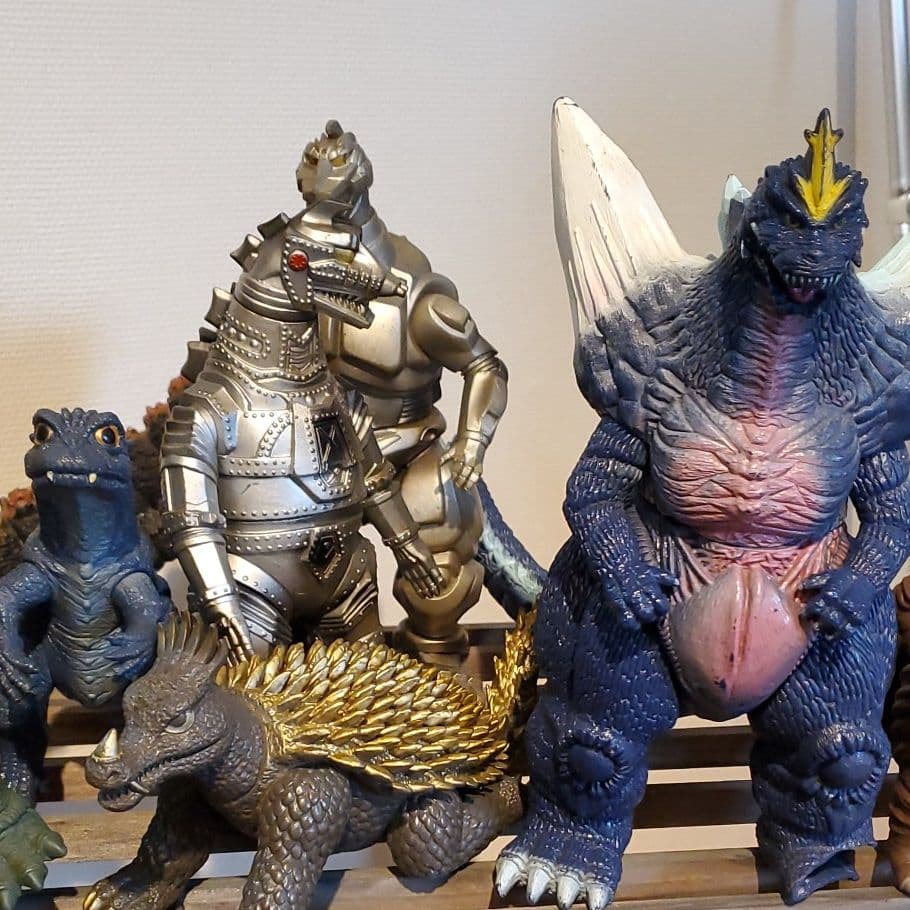 当時物ソフビ11体　ゴジラ　ウルトラマン
