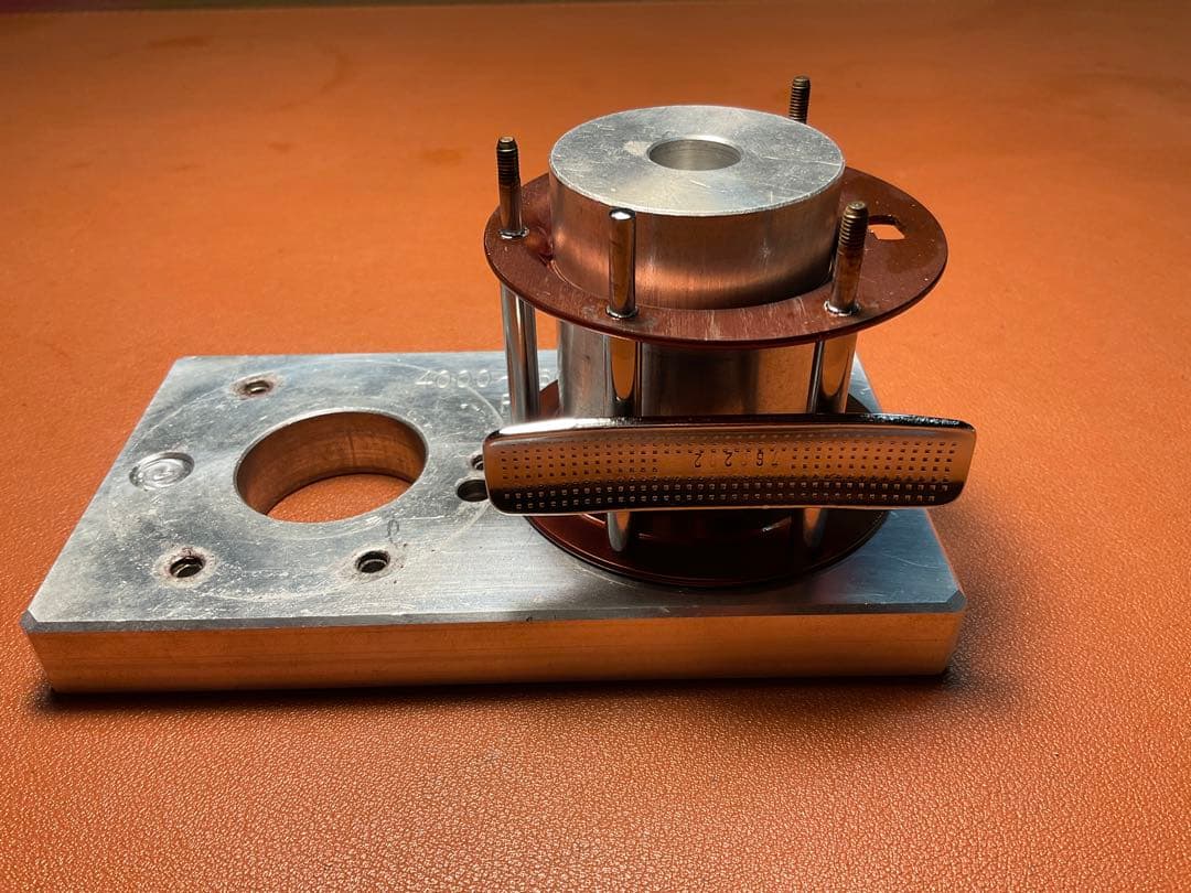 ABU アンバサダー 4000 D メンテ済 フレーム修正済