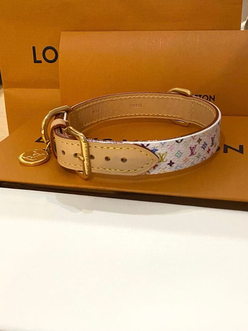 LOUIS VUITTON × MURAKAMI レザー犬用首輪