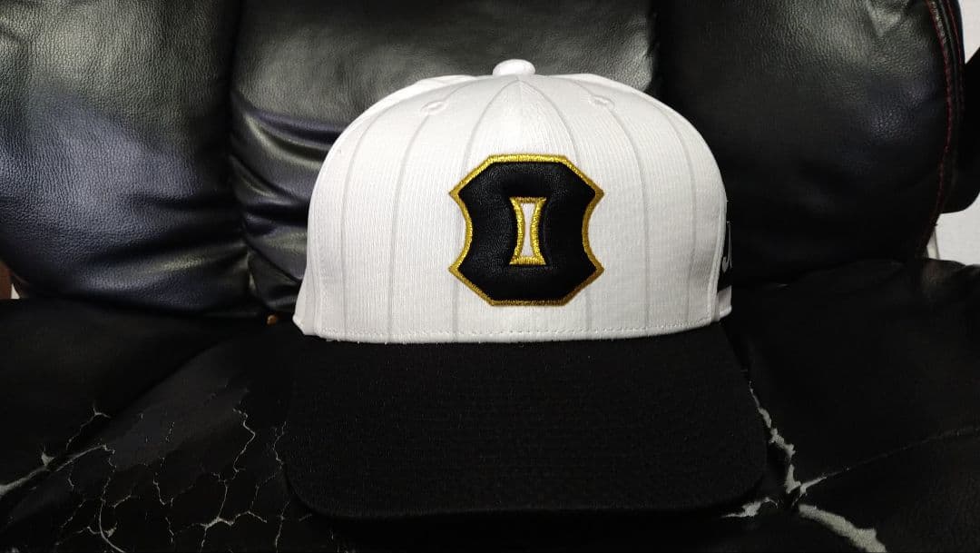 阪神タイガース　大阪タイガース　プロコレクションキャップ　伝統の一戦