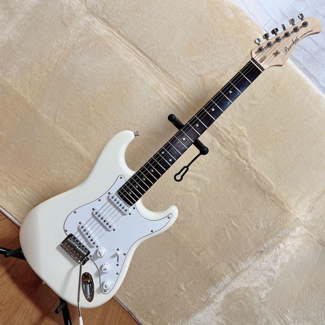 Bacchus バッカス universe ユニバース エレキギター ホワイト