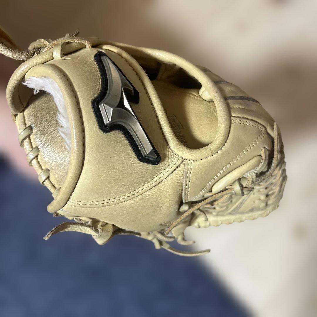 Mizuno Global Elite 軟式グローブ ベージュ