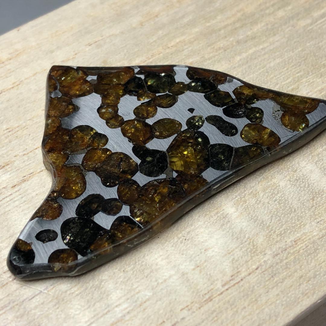 K*様 隕石 パラサイト隕石　アルタイ隕石　石鉄隕石　２点　　共箱