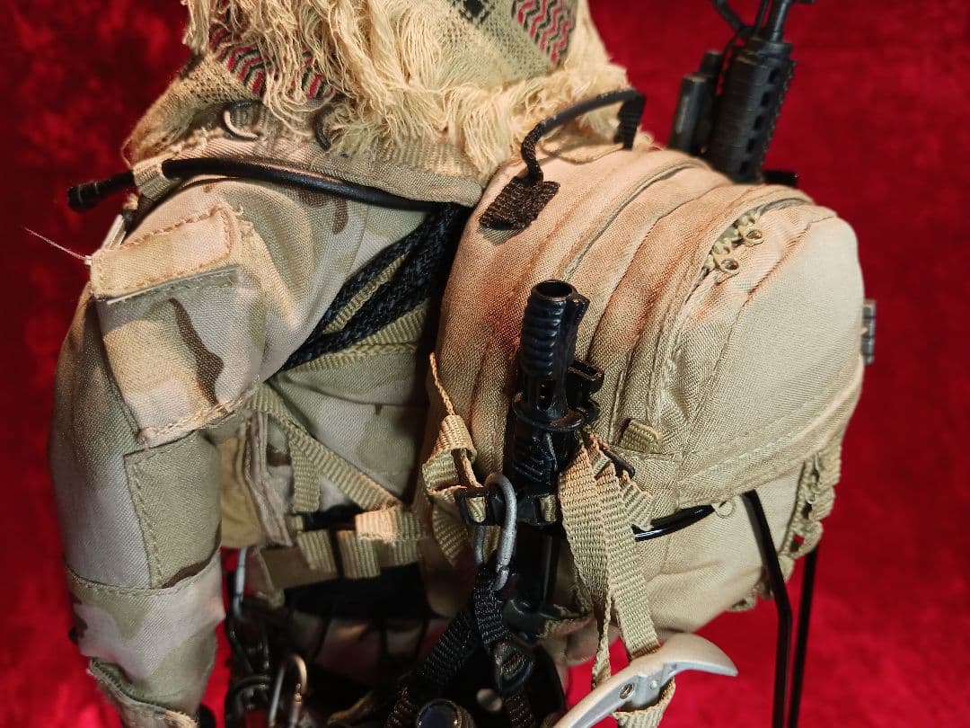 ★U.S. NAVY SEAL POLAR MOUNTAIN STRIKER★