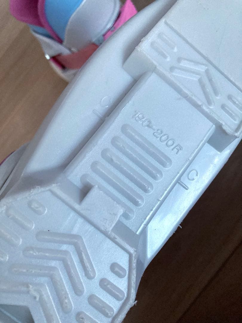 キッズ　P.PRITYスキー板　ビンディング付き　Hartスキーブーツ　セット