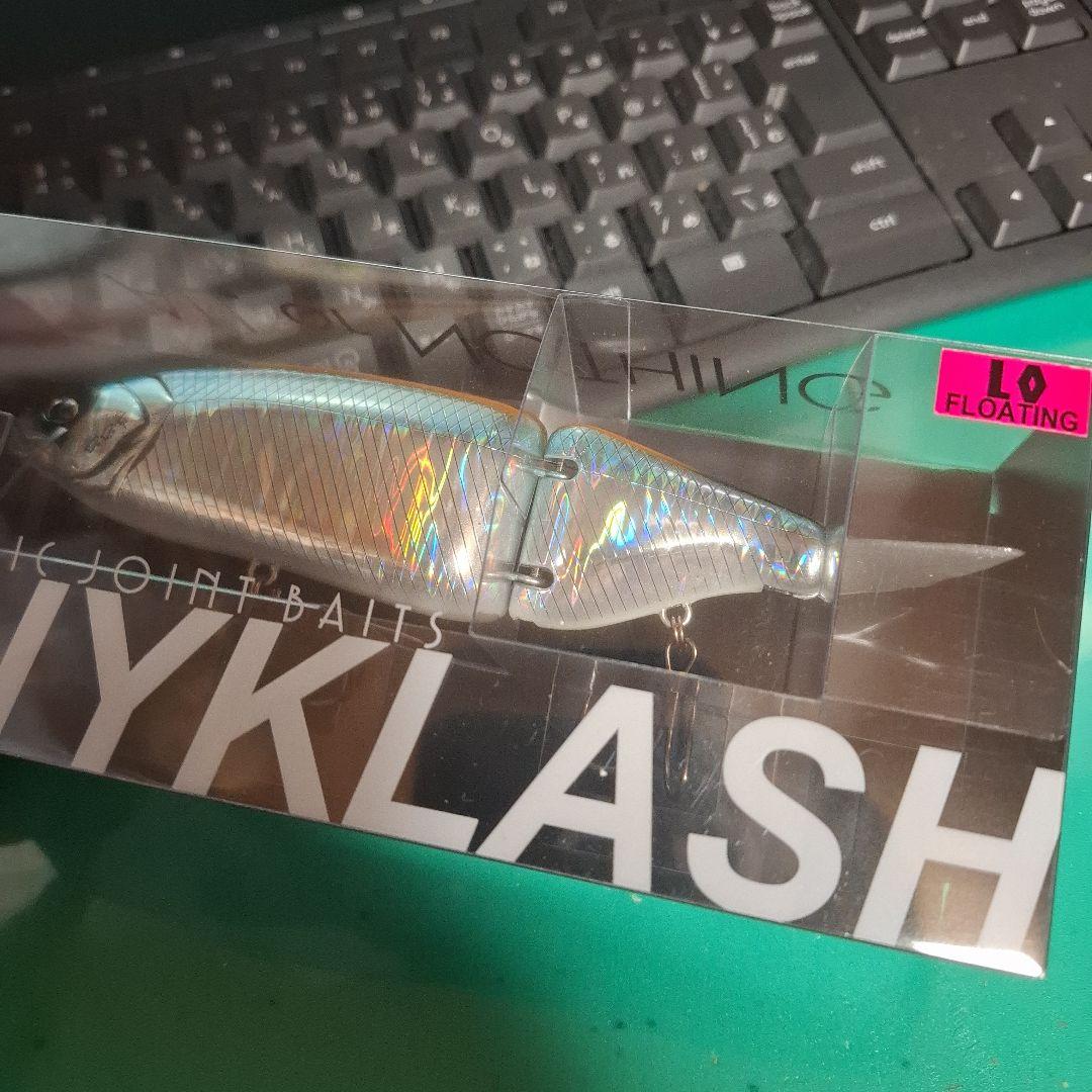 限定色　DRT タイニークラッシュ　HAMAホログラム　　 TiNY　KLASH