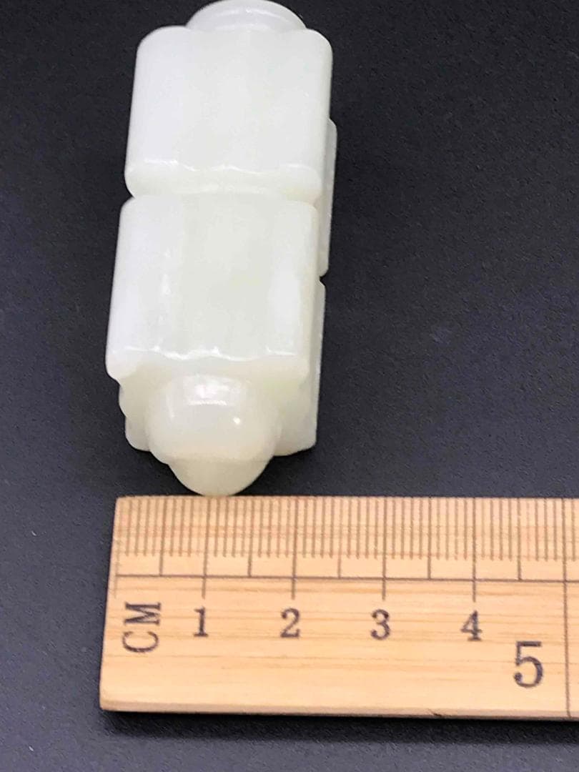 明時代　和田青玉　和田玉彫り　「天円地方」型玉佩一対　純和田玉 稀品(F-38)