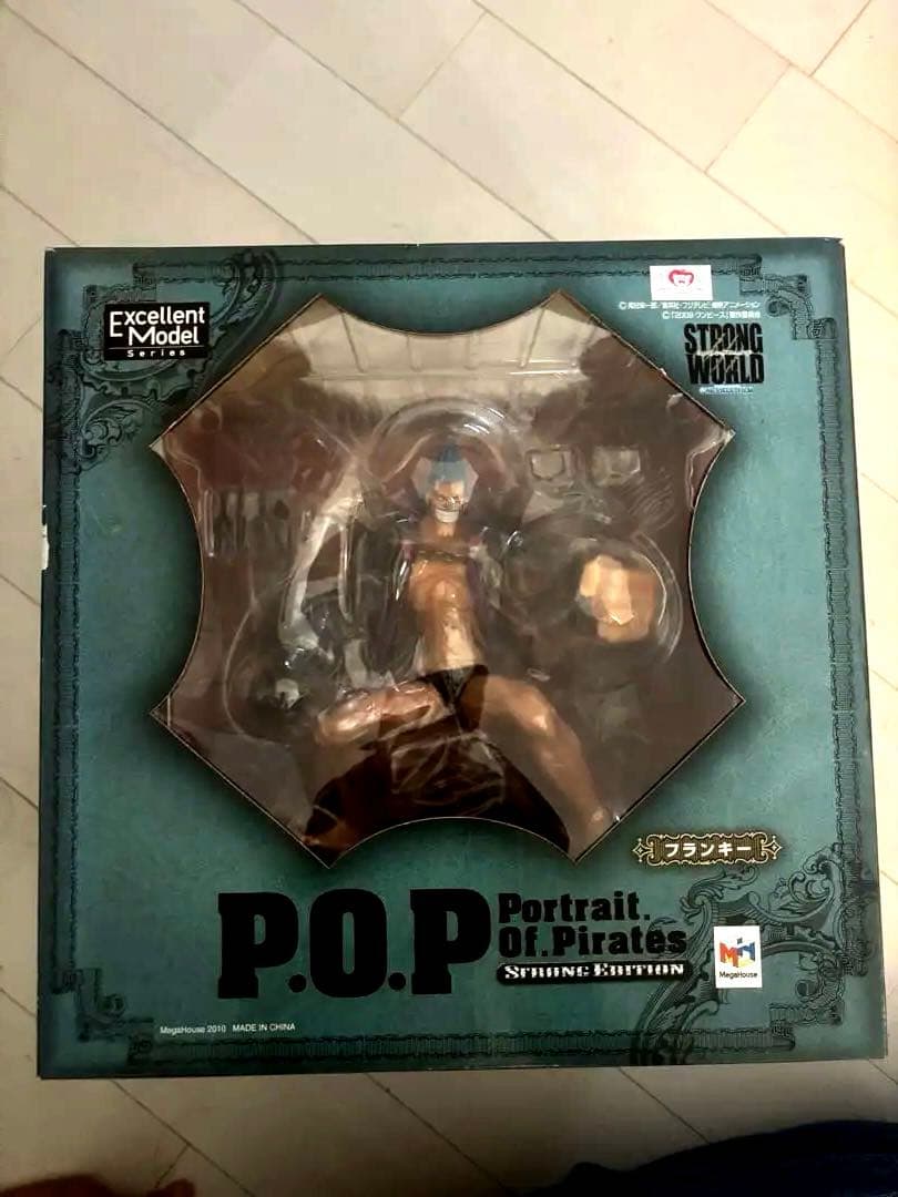 P.O.P strong world ワンピース　フィギュアセット