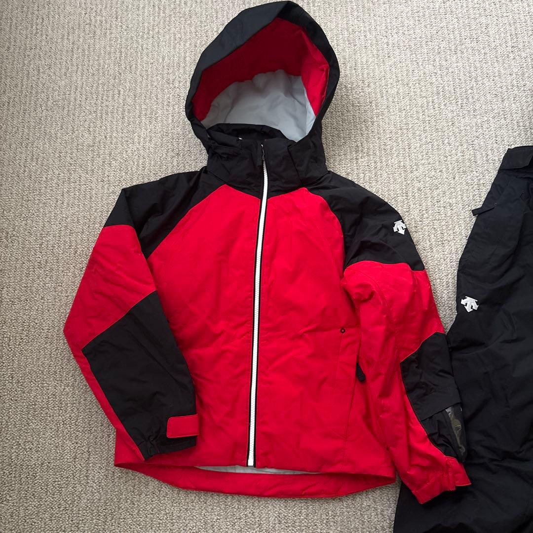 子ども用スキーウェアセット デサントDESCENTE