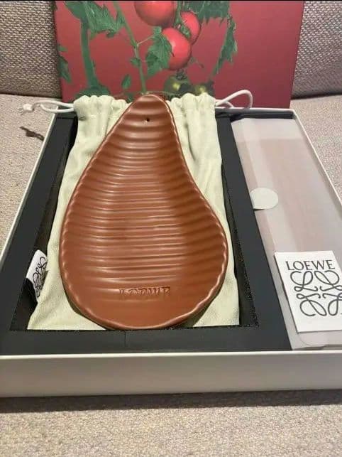 LOEWE TOMATO LEAVES お香立て